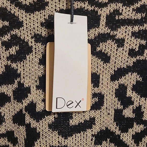 Sweater - Picture 2 of 2